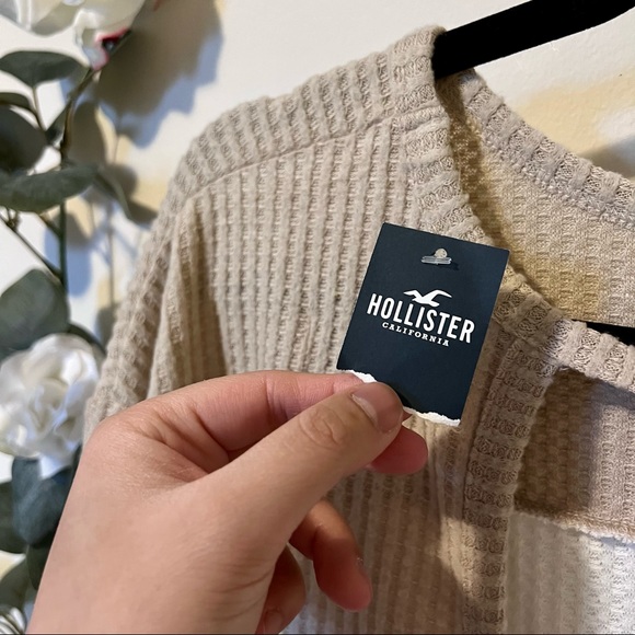 NWT Hollister Waffle Knit Sweater with Tie Front & Open Back - Picture 6 of 7